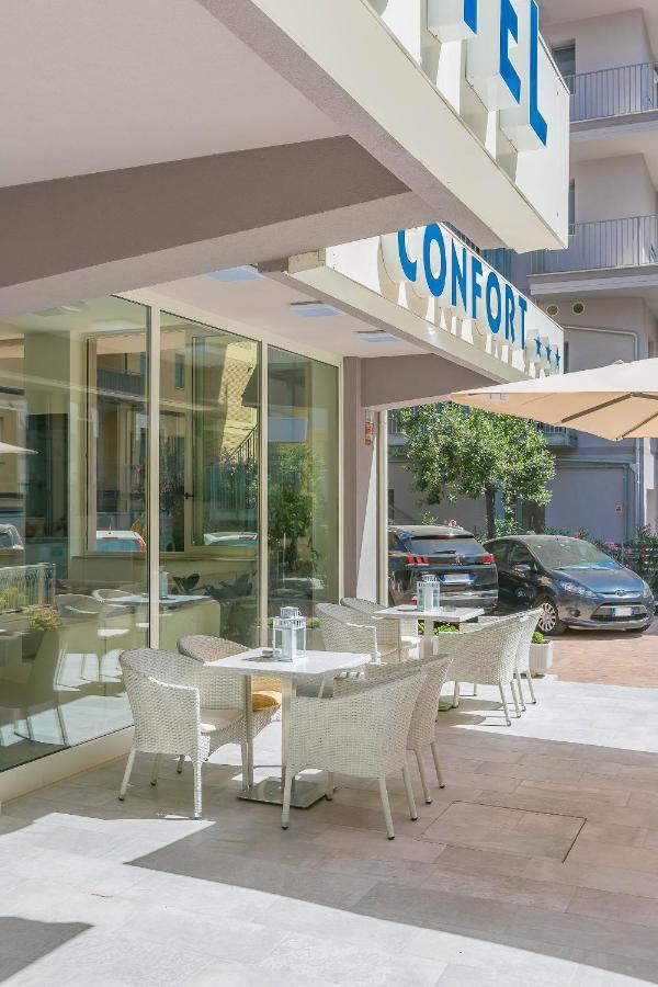 Hotel Confort Rimini Esterno foto